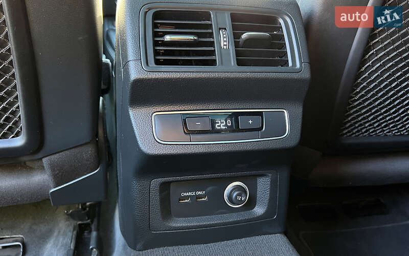 Позашляховик / Кросовер Audi SQ5 2019 в Львові фото 23 Позашляховик / Кросовер Audi SQ5 2019 в Львові