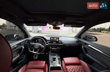 Позашляховик / Кросовер Audi SQ5 2020 в  фото 27 Позашляховик / Кросовер Audi SQ5 2020 в