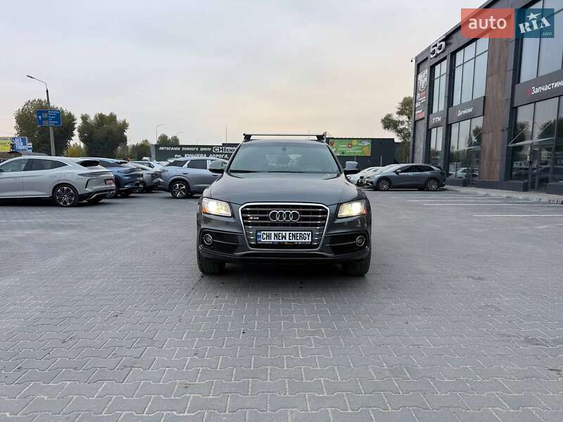 Audi SQ5 2015
