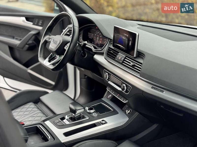 Позашляховик / Кросовер Audi SQ5 2018 в Києві фото 35 Позашляховик / Кросовер Audi SQ5 2018 в Києві