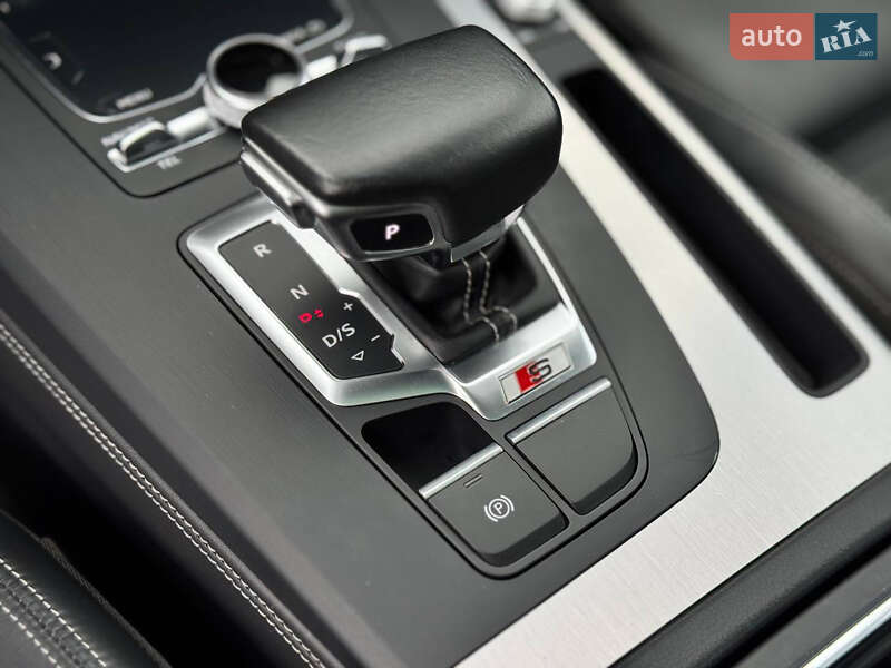 Позашляховик / Кросовер Audi SQ5 2018 в Києві фото 44 Позашляховик / Кросовер Audi SQ5 2018 в Києві