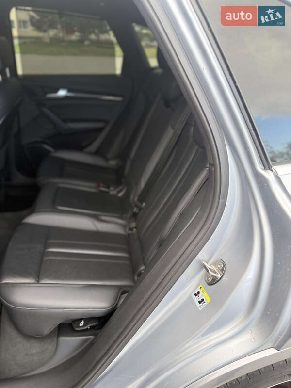 Внедорожник / Кроссовер Audi SQ5 2018 в Теплике фото 31 Внедорожник / Кроссовер Audi SQ5 2018 в Теплике