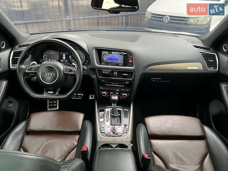 Внедорожник / Кроссовер Audi SQ5 2015 в Киеве