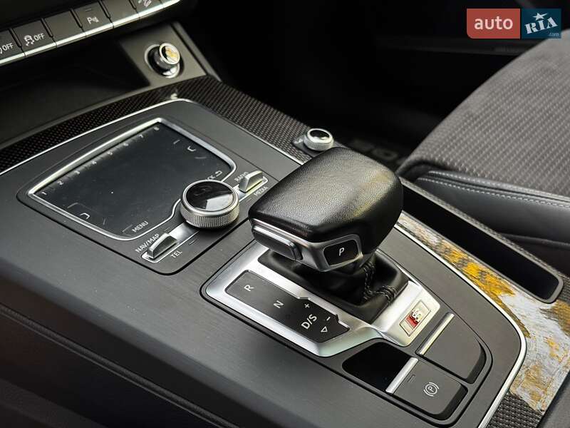 Позашляховик / Кросовер Audi SQ5 2017 в Києві фото 20 Позашляховик / Кросовер Audi SQ5 2017 в Києві