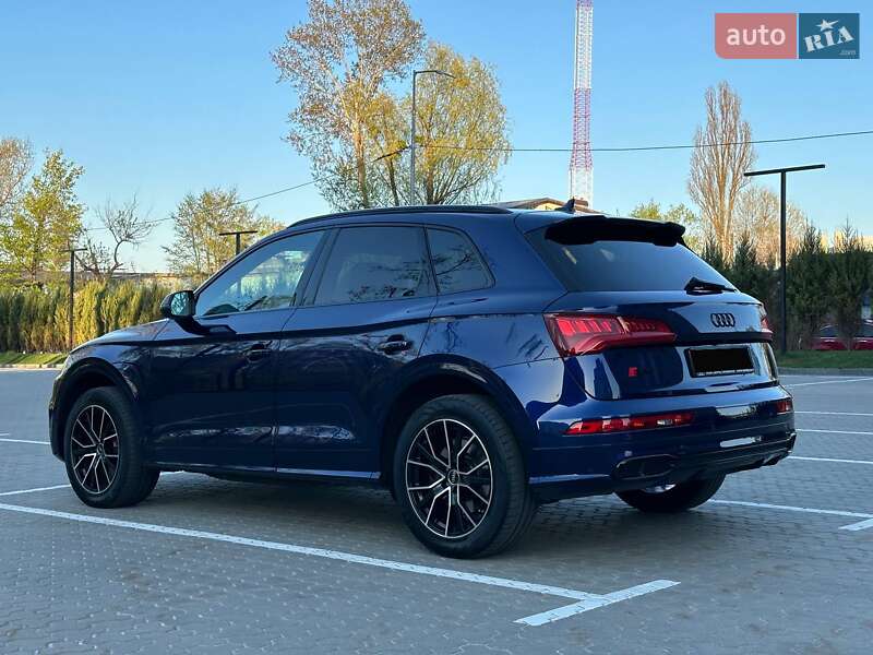 Внедорожник / Кроссовер Audi SQ5 2017 в Киеве фото 7 Внедорожник / Кроссовер Audi SQ5 2017 в Киеве