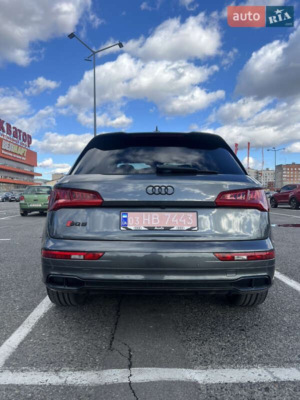 Внедорожник / Кроссовер Audi SQ5 2017 в Черновцах