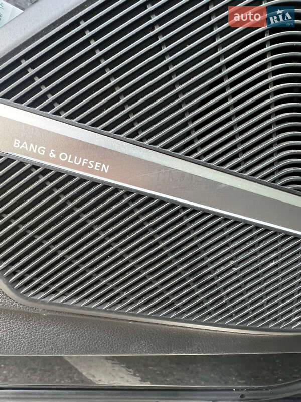 Внедорожник / Кроссовер Audi SQ5 2017 в Черновцах