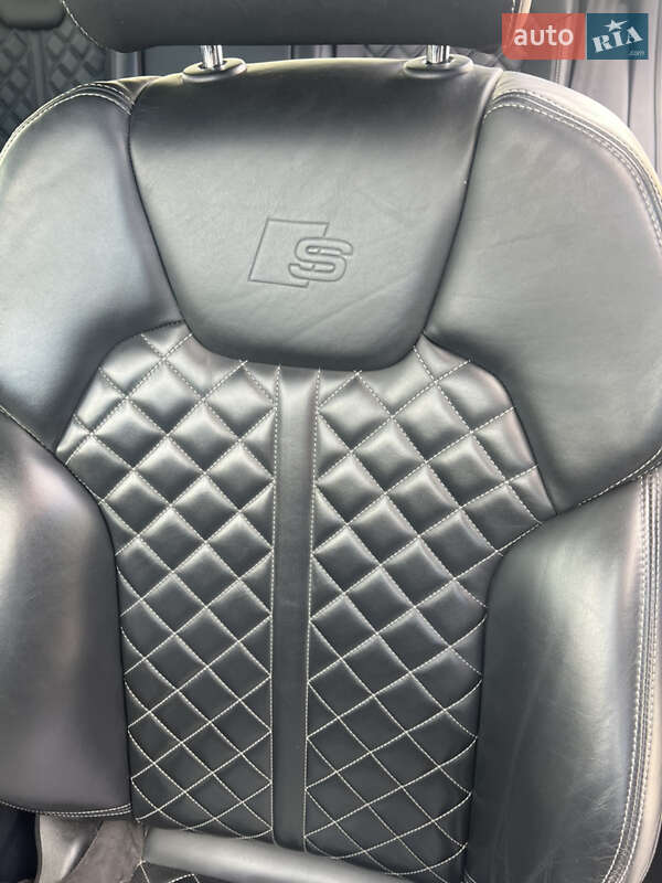 Внедорожник / Кроссовер Audi SQ5 2017 в Черновцах