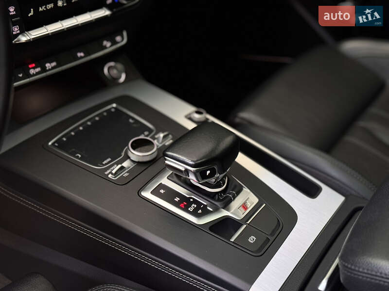 Позашляховик / Кросовер Audi SQ5 2017 в Львові фото 29 Позашляховик / Кросовер Audi SQ5 2017 в Львові