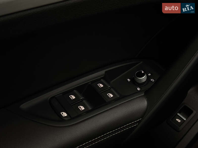 Позашляховик / Кросовер Audi SQ5 2017 в Львові фото 34 Позашляховик / Кросовер Audi SQ5 2017 в Львові