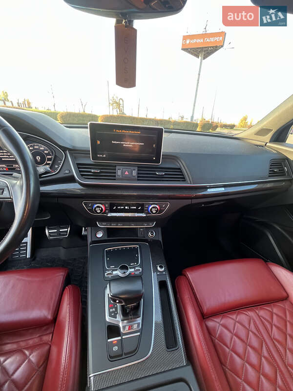 Позашляховик / Кросовер Audi SQ5 2018 в Києві фото 35 Позашляховик / Кросовер Audi SQ5 2018 в Києві