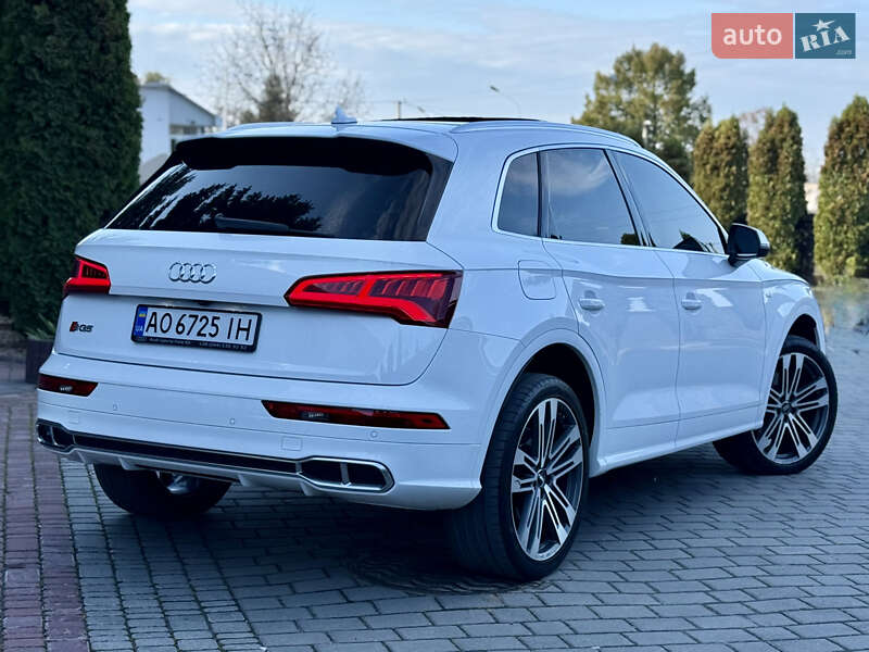 Внедорожник / Кроссовер Audi SQ5 2017 в Тернополе