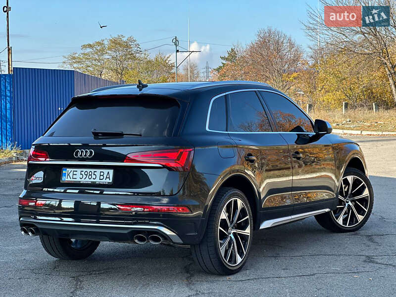 Внедорожник / Кроссовер Audi SQ5 2022 в Днепре