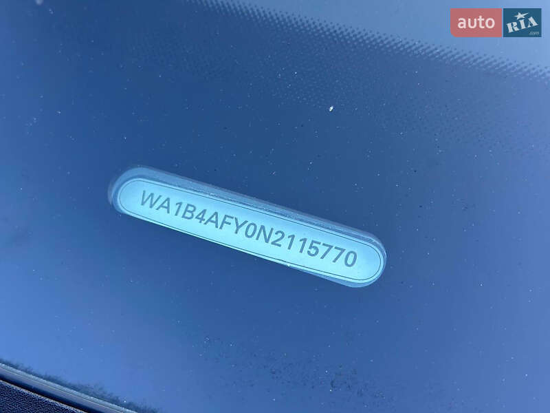 Внедорожник / Кроссовер Audi SQ5 2022 в Днепре