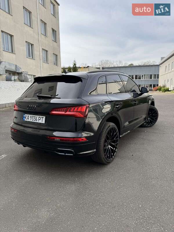 Позашляховик / Кросовер Audi SQ5 2018 в Києві фото 4 Позашляховик / Кросовер Audi SQ5 2018 в Києві