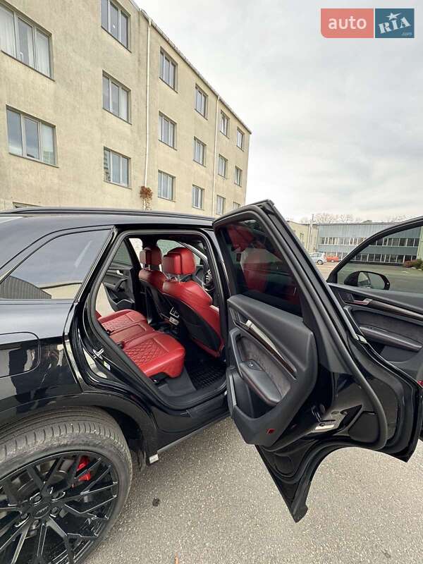 Позашляховик / Кросовер Audi SQ5 2018 в Києві фото 30 Позашляховик / Кросовер Audi SQ5 2018 в Києві
