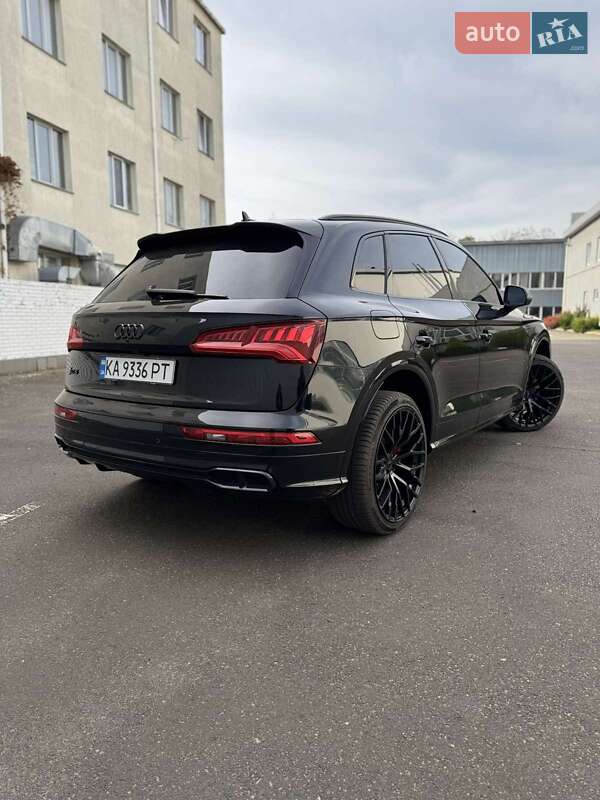 Позашляховик / Кросовер Audi SQ5 2018 в Києві фото 40 Позашляховик / Кросовер Audi SQ5 2018 в Києві