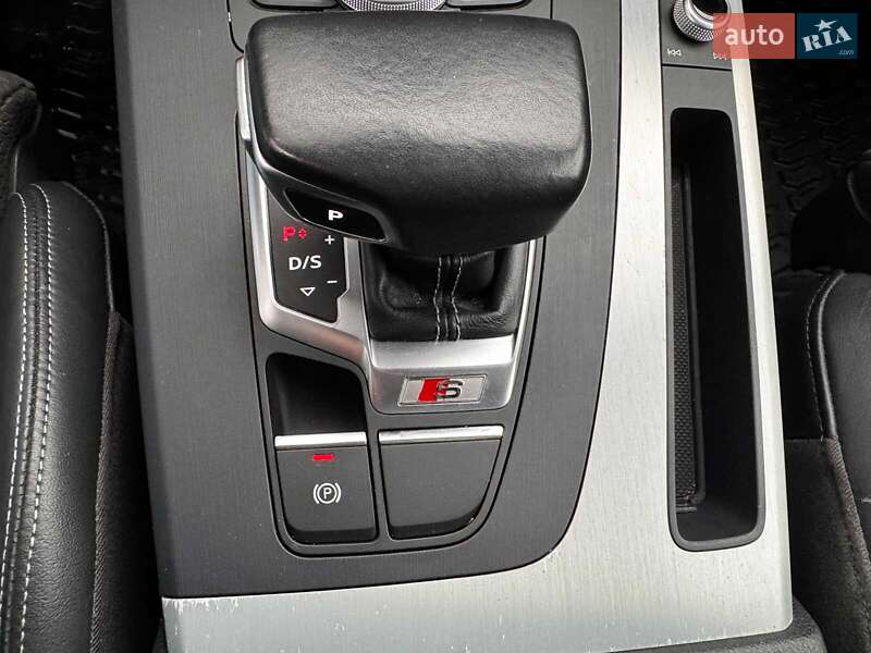 Позашляховик / Кросовер Audi SQ5 2019 в Києві фото 28 Позашляховик / Кросовер Audi SQ5 2019 в Києві