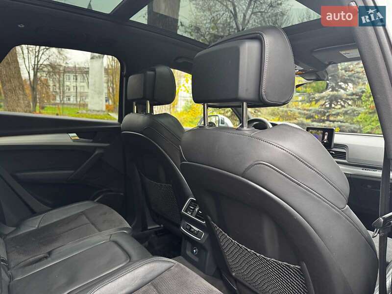 Позашляховик / Кросовер Audi SQ5 2019 в Києві фото 41 Позашляховик / Кросовер Audi SQ5 2019 в Києві