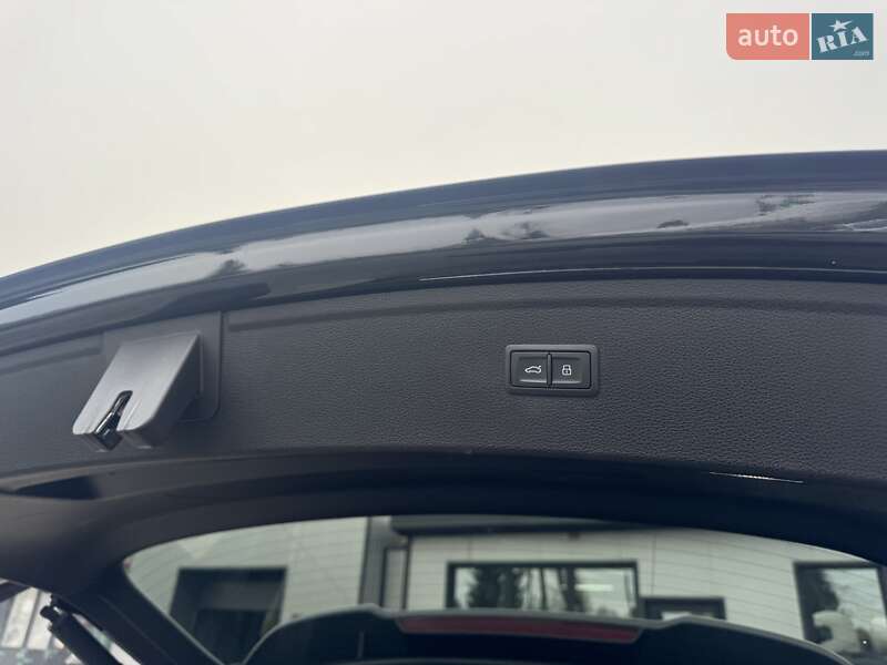 Позашляховик / Кросовер Audi SQ5 2019 в Тернополі