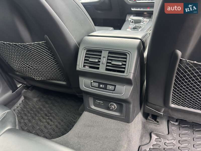 Позашляховик / Кросовер Audi SQ5 2019 в Тернополі