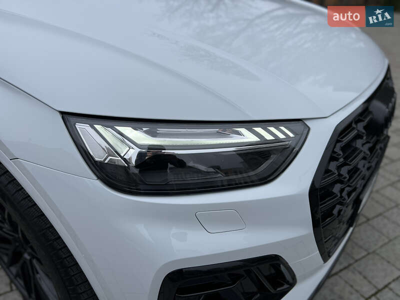 Позашляховик / Кросовер Audi SQ5 2021 в Львові