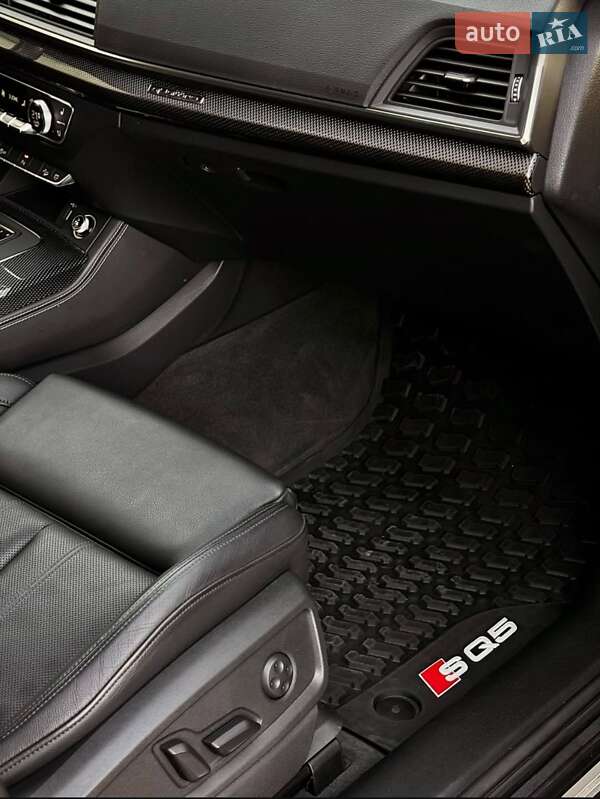 Внедорожник / Кроссовер Audi SQ5 2018 в Киеве фото 18 Внедорожник / Кроссовер Audi SQ5 2018 в Киеве