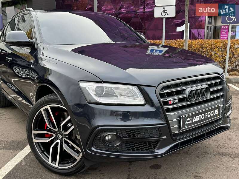 Позашляховик / Кросовер Audi SQ5 2015 в Києві