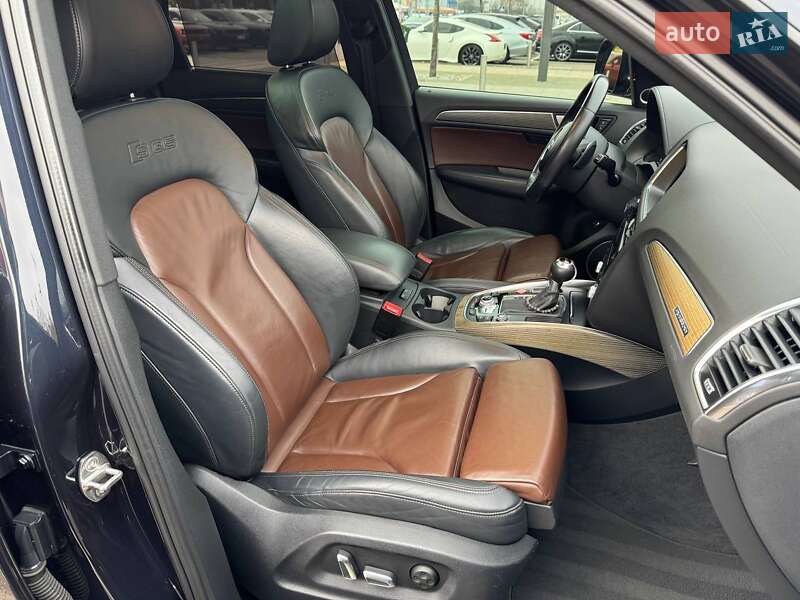 Позашляховик / Кросовер Audi SQ5 2015 в Києві