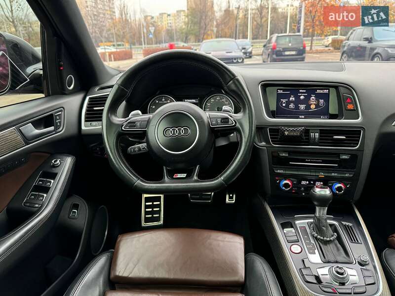Позашляховик / Кросовер Audi SQ5 2015 в Києві