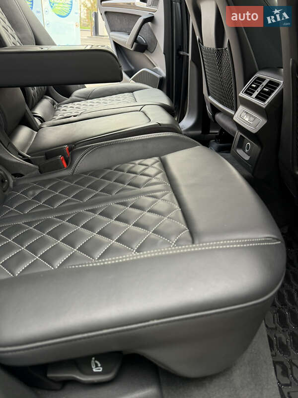 Внедорожник / Кроссовер Audi SQ5 2018 в Днепре фото 22 Внедорожник / Кроссовер Audi SQ5 2018 в Днепре