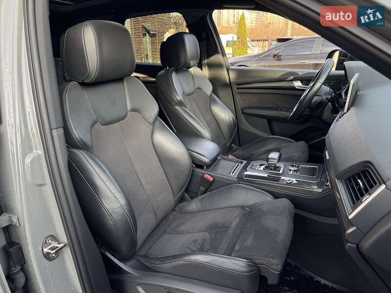Позашляховик / Кросовер Audi SQ5 2018 в Києві фото 12 Позашляховик / Кросовер Audi SQ5 2018 в Києві