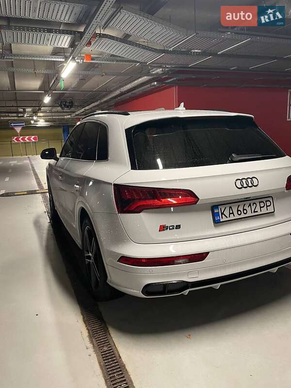 Внедорожник / Кроссовер Audi SQ5 2018 в Киеве фото 36 Внедорожник / Кроссовер Audi SQ5 2018 в Киеве
