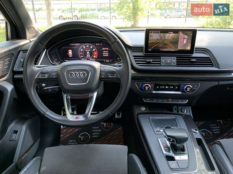 Позашляховик / Кросовер Audi SQ5 2018 в Києві