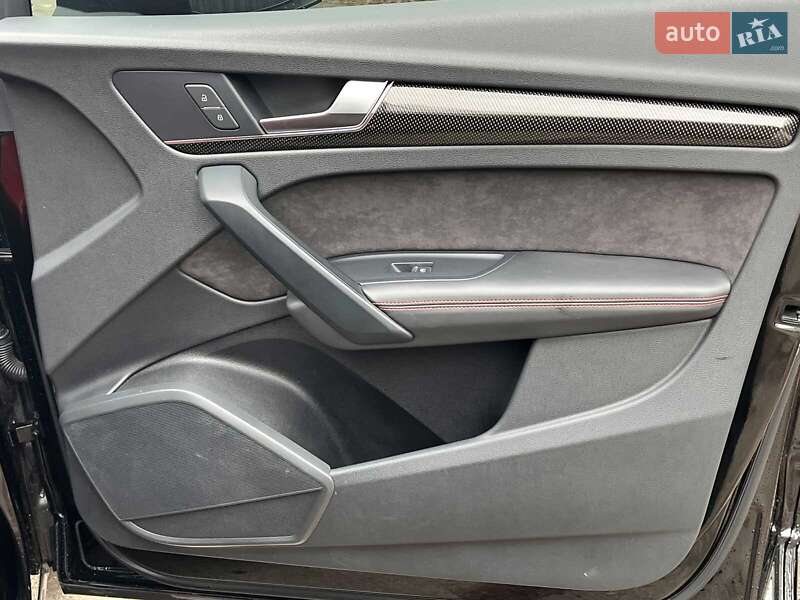 Позашляховик / Кросовер Audi SQ5 2018 в Києві фото 25 Позашляховик / Кросовер Audi SQ5 2018 в Києві