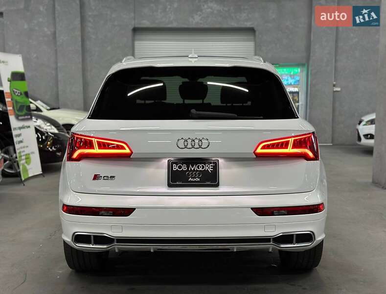 Внедорожник / Кроссовер Audi SQ5 2018 в Каменском