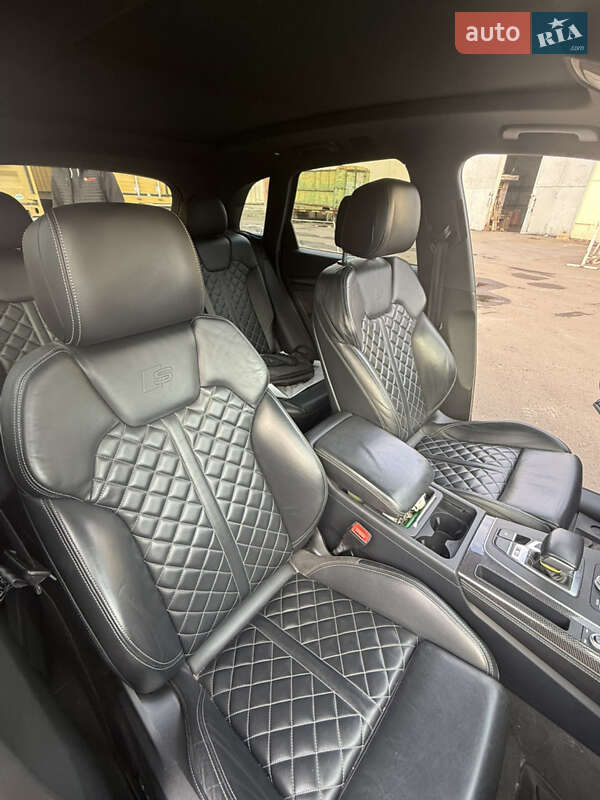 Внедорожник / Кроссовер Audi SQ5 2018 в Одессе