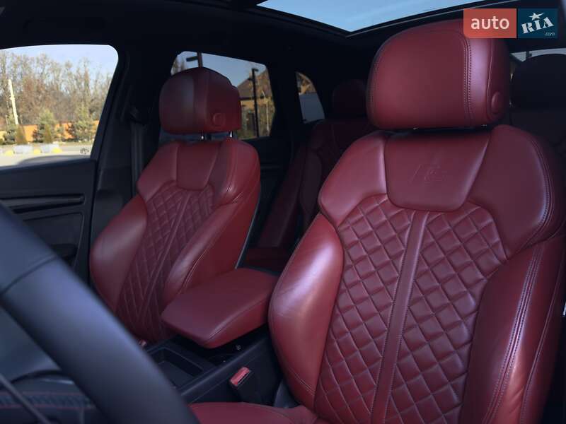 Позашляховик / Кросовер Audi SQ5 2018 в Вінниці