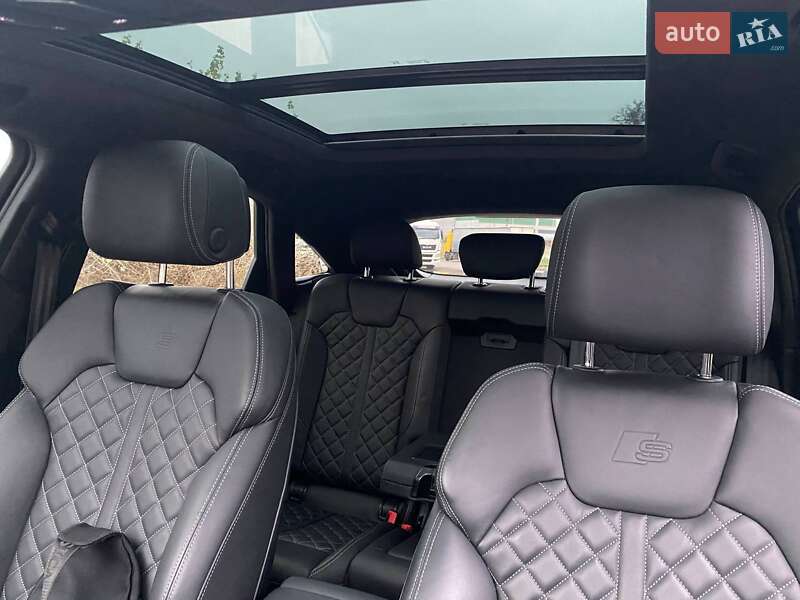 Внедорожник / Кроссовер Audi SQ5 2023 в Днепре