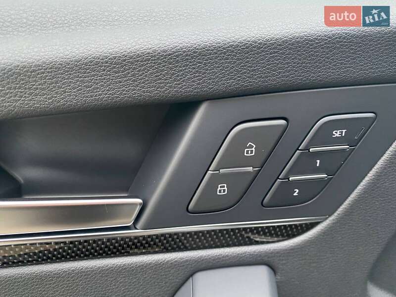 Внедорожник / Кроссовер Audi SQ5 2023 в Днепре