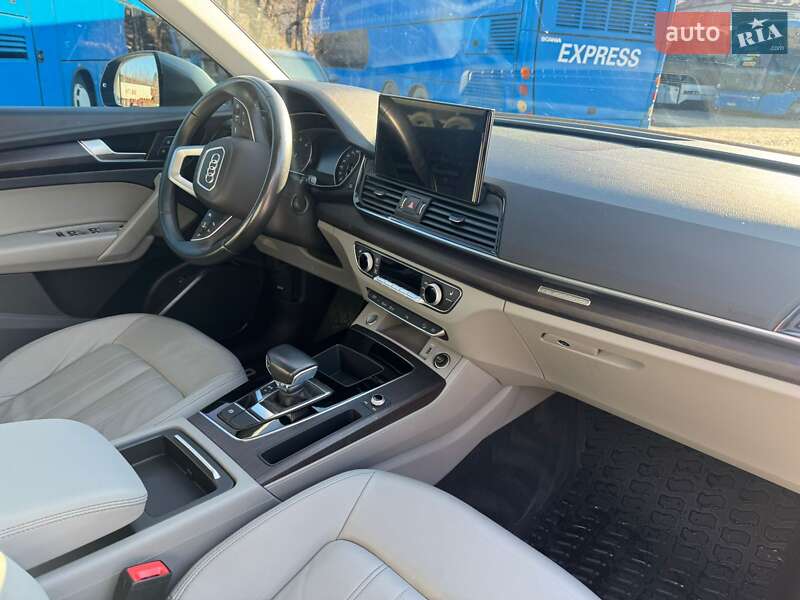 Внедорожник / Кроссовер Audi SQ5 2022 в Тернополе