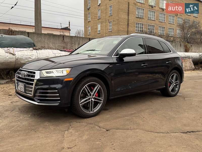 Позашляховик / Кросовер Audi SQ5 2017 в Києві