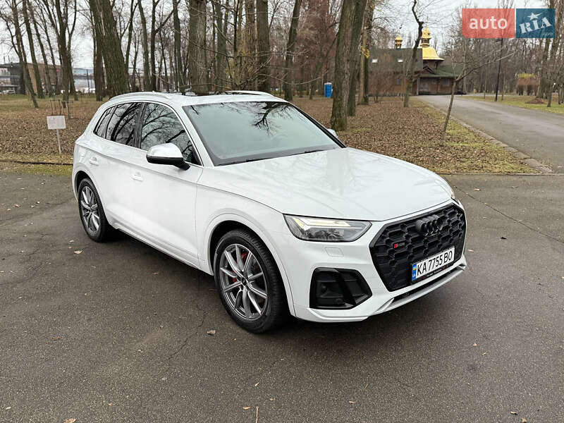Позашляховик / Кросовер Audi SQ5 2021 в Києві фото 4 Позашляховик / Кросовер Audi SQ5 2021 в Києві
