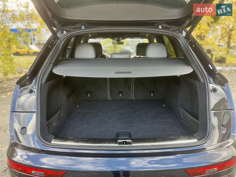 Внедорожник / Кроссовер Audi SQ5 2019 в Киеве фото 32 Внедорожник / Кроссовер Audi SQ5 2019 в Киеве