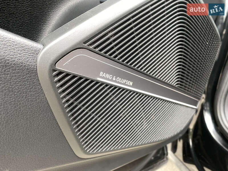 Позашляховик / Кросовер Audi SQ5 2023 в Києві