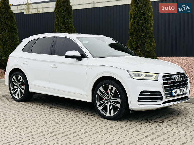 Позашляховик / Кросовер Audi SQ5 2017 в Тернополі