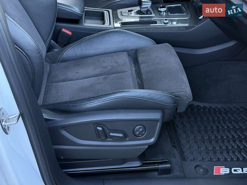 Позашляховик / Кросовер Audi SQ5 2017 в Тернополі