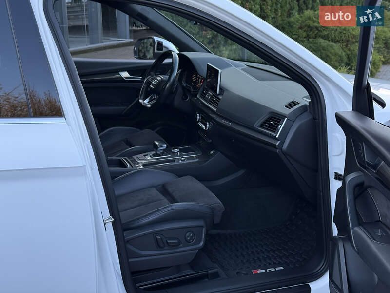 Позашляховик / Кросовер Audi SQ5 2017 в Тернополі