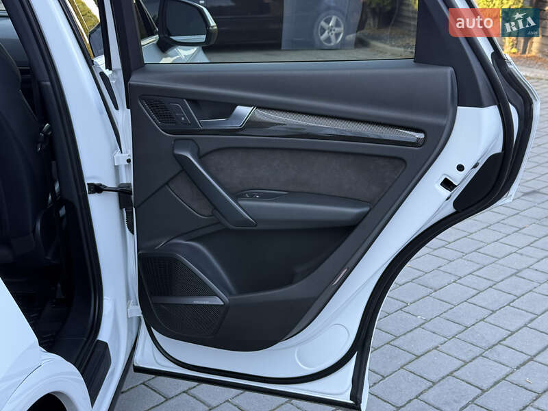 Позашляховик / Кросовер Audi SQ5 2017 в Тернополі