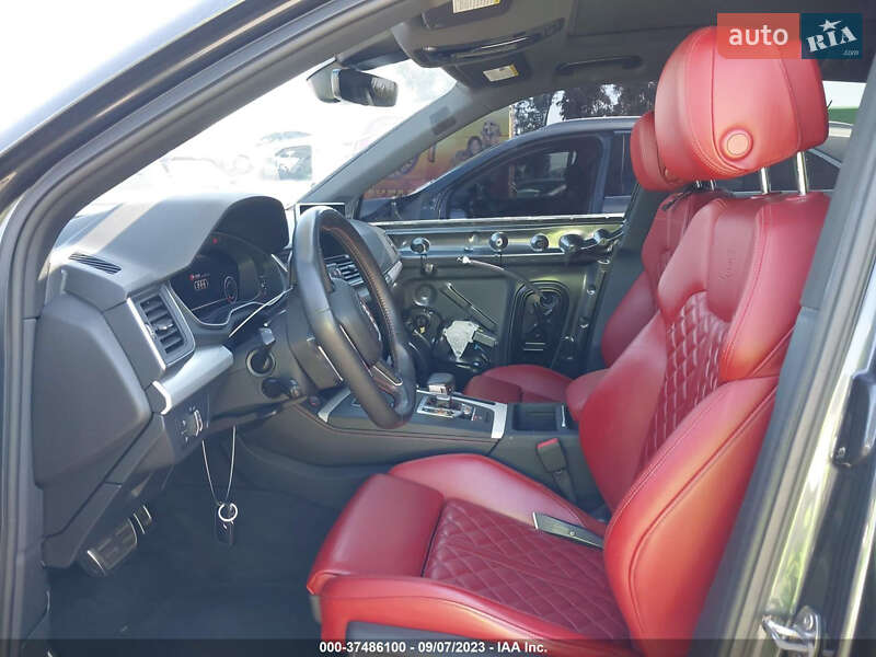 Внедорожник / Кроссовер Audi SQ5 2018 в Луцке